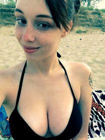 Round ass teen with long